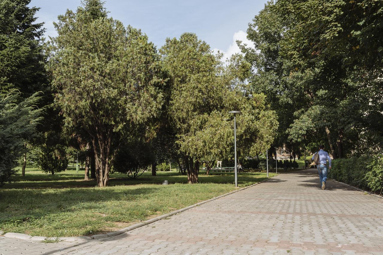 Luxury City Centre Apartment Bucarest Extérieur photo